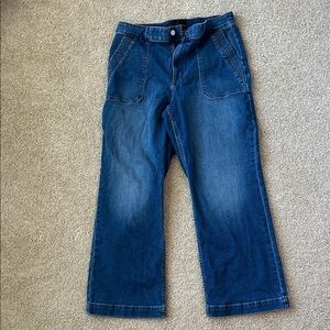 White House Black Market high-rise, wide leg trouser jeans Curvy 12S